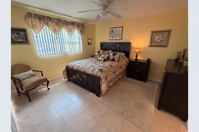 2526 SE 16th Pl #105, Cape Coral, FL 33904 - Photo 15