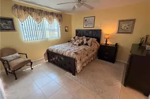 2526 SE 16th Pl, Cape Coral, FL 33904 - Photo 15