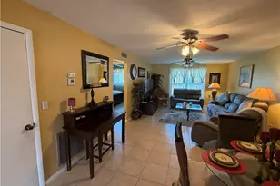 2526 SE 16th Pl, Cape Coral, FL 33904 - Photo 9