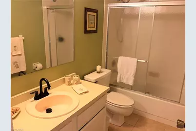 2526 SE 16th Pl #105, Cape Coral, FL 33904 - Photo 13