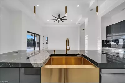 2020 Santa Barbara Blvd N, Cape Coral, FL 33993 - Photo 9