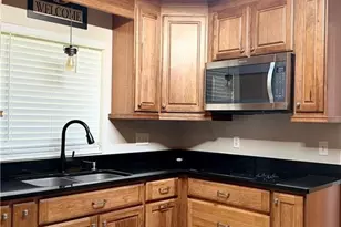 48 Harbor Cir, Astatula, FL 34705 - Photo 9