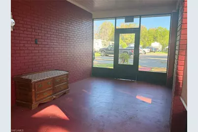 48 Harbor Cir, Astatula, FL 34705 - Photo 5