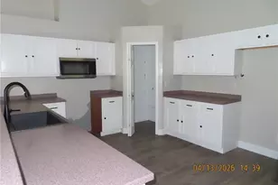 809 Grenada Ave, Lehigh Acres, FL 33974 - Photo 5