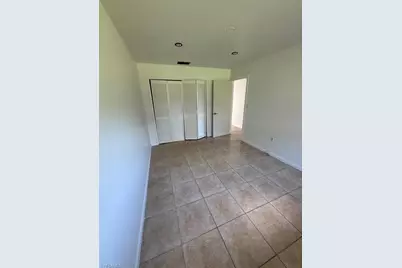 537 SE 6th Pl #B, Cape Coral, FL 33990 - Photo 15