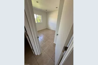 537 SE 6th Pl #B, Cape Coral, FL 33990 - Photo 9