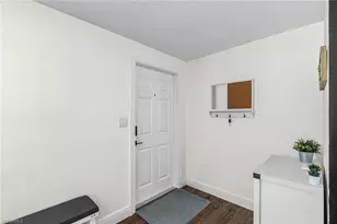 776 Entrada Dr S, Fort Myers, FL 33919 - Photo 7