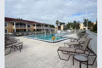 12481 McGregor Blvd #4, Fort Myers, FL 33919 - Photo 3