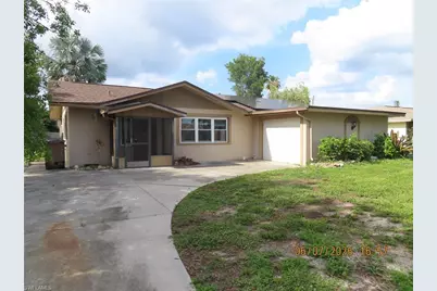 521 SE 35th St, Cape Coral, FL 33904 - Photo 1
