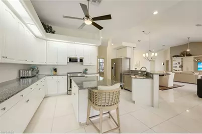 5011 SW 5th Pl, Cape Coral, FL 33914 - Photo 15