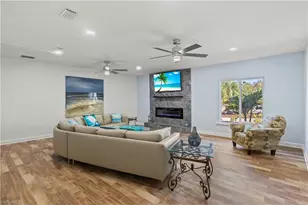 9421 Moonlight Dr, Sanibel, FL 33957 - Photo 29