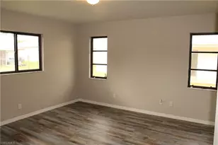 632 SE 13th Ct, Cape Coral, FL 33990 - Photo 5