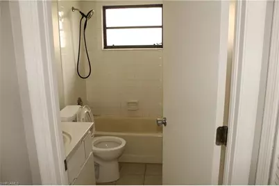 632 SE 13th Ct #630 632, Cape Coral, FL 33990 - Photo 11