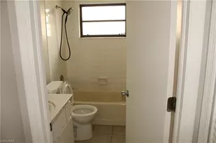 632 SE 13th Ct, Cape Coral, FL 33990 - Photo 11