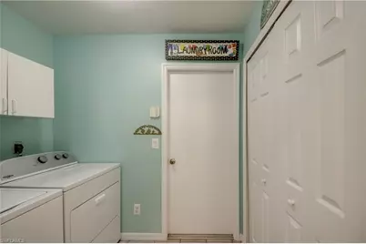 1927 SE 21st St, Cape Coral, FL 33990 - Photo 35