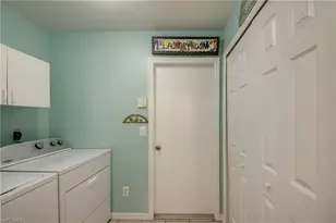 1927 SE 21st St, Cape Coral, FL 33990 - Photo 35