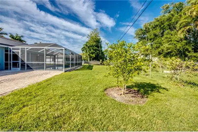 1927 SE 21st St, Cape Coral, FL 33990 - Photo 37