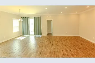 8792 Cascade Price Cir, North Fort Myers, FL 33917 - Photo 5