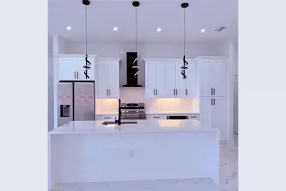 3910 10th St W, Lehigh Acres, FL 33971 - Photo 9