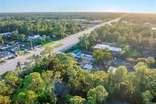 3871 White Blvd, Naples, FL 34117 - Photo 7