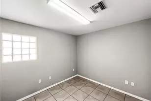 1239 SE 8th St, Cape Coral, FL 33990 - Photo 13