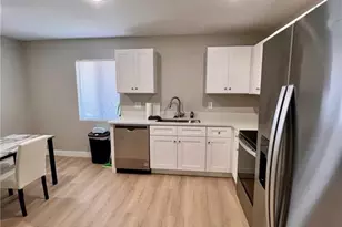 4102 SE 19th Pl, Cape Coral, FL 33904 - Photo 3