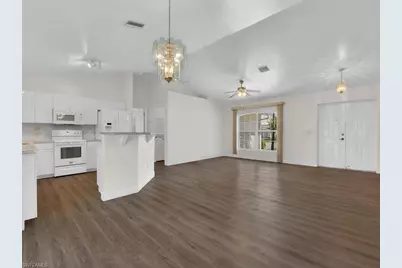 404 SE 28th Ter, Cape Coral, FL 33904 - Photo 13