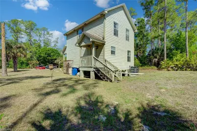 1002 Henry Ave, Lehigh Acres, FL 33972 - Photo 5