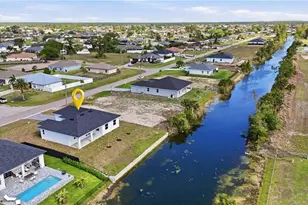 3425 NE 14th Pl, Cape Coral, FL 33909 - Photo 33