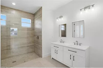 4324 NE 14th Ave, Cape Coral, FL 33909 - Photo 15