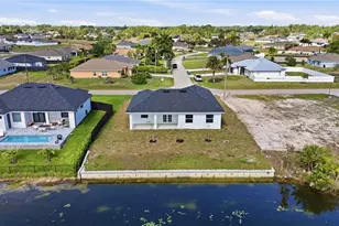 4324 NE 14th Ave, Cape Coral, FL 33909 - Photo 29