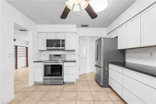 93 Glenmont Dr W, North Fort Myers, FL 33917 - Photo 11