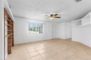 93 Glenmont Dr W, North Fort Myers, FL 33917 - Photo 7