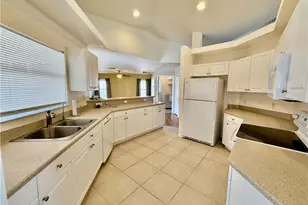 517 Peerless Cir, Lehigh Acres, FL 33974 - Photo 25