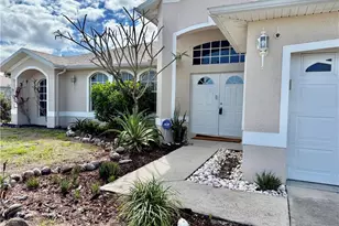 517 Peerless Cir, Lehigh Acres, FL 33974 - Photo 5