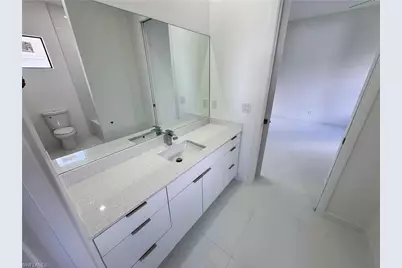 2102 NW 25th Pl, Cape Coral, FL 33993 - Photo 11