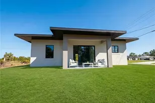 2102 NW 25th Pl, Cape Coral, FL 33993 - Photo 27