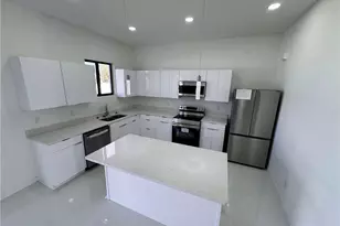 2102 NW 25th Pl, Cape Coral, FL 33993 - Photo 5