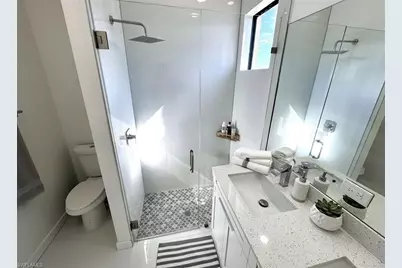 2102 NW 25th Pl, Cape Coral, FL 33993 - Photo 23