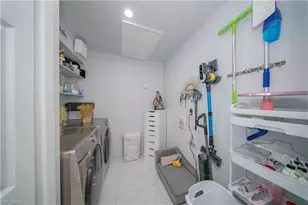 344 NE 10th St, Cape Coral, FL 33909 - Photo 17