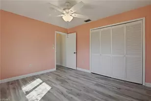 12878 Iona Rd, Fort Myers, FL 33908 - Photo 27