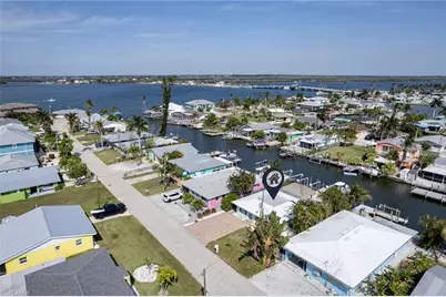 2639 Bridgeview St, Matlacha, FL 33993 - Photo 23
