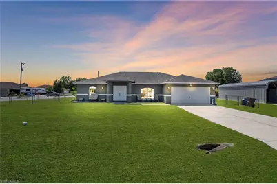 834 Sea Urchin Cir, Fort Myers, FL 33913 - Photo 1