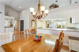 372 Fox Den Cir, Naples, FL 34104 - Photo 15