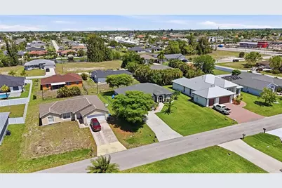 123 SW 29th St, Cape Coral, FL 33914 - Photo 37