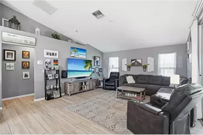 123 SW 29th St, Cape Coral, FL 33914 - Photo 3