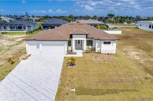 3805 SW 1st St, Cape Coral, FL 33991 - Photo 3