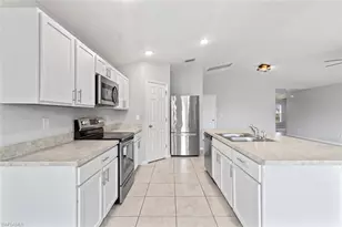 1319 NW 14th Pl, Cape Coral, FL 33993 - Photo 3