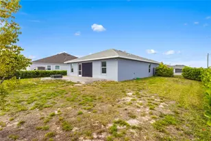 1319 NW 14th Pl, Cape Coral, FL 33993 - Photo 25