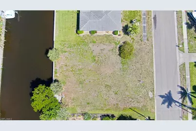 4425 N Gulf Cir, North Fort Myers, FL 33903 - Photo 5